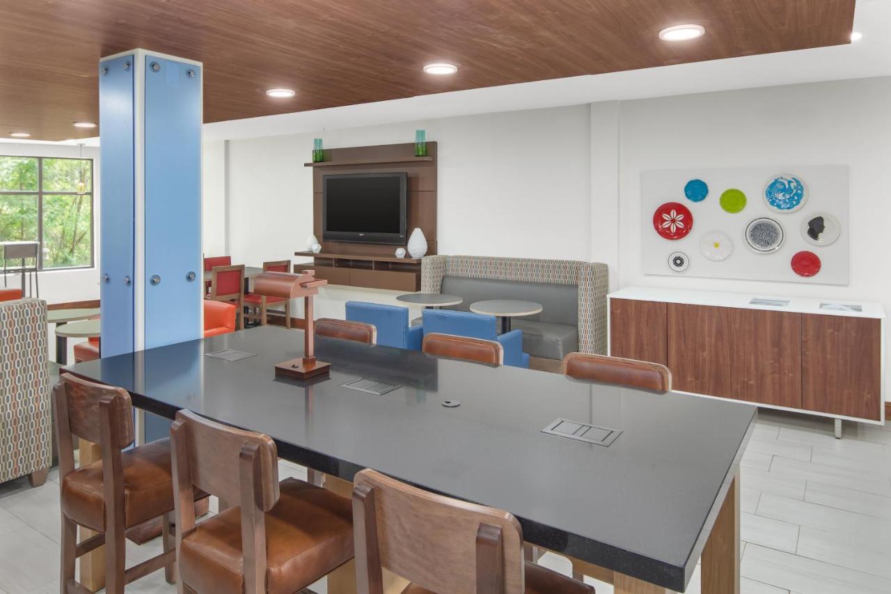 Holiday Inn Express & Suites - Hardeeville-Hilton Head By Ihg Extérieur photo